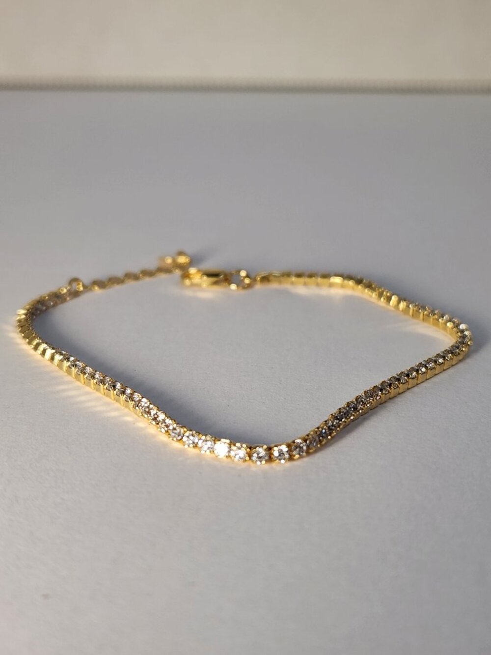 Retro NWOT Swarovski Crystal 18K Gold & 925 Sterling Silver Tennis Bracelet